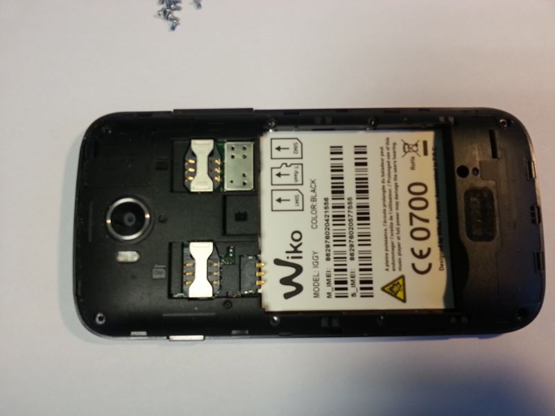 ch&acirc;ssis interne wiko iggy d&eacute;viss&eacute;