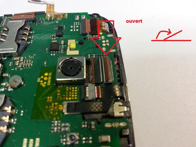 Connecteur cam&eacute;ra wiko iggy ouvert