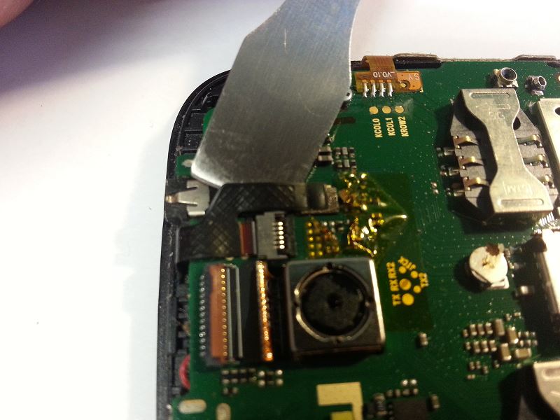 D&eacute;coller la nappe du tactile du wiko iggy