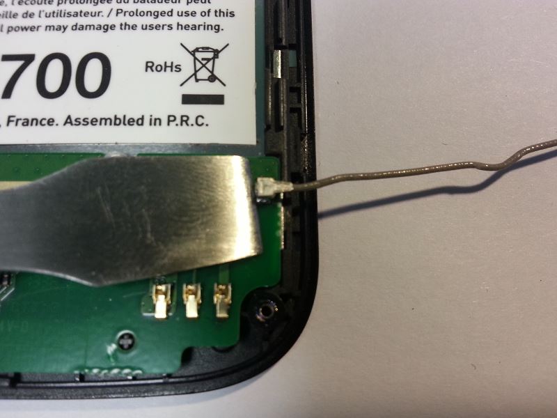 D&eacute;connecter le c&acirc;ble coaxial de la carte secondaire