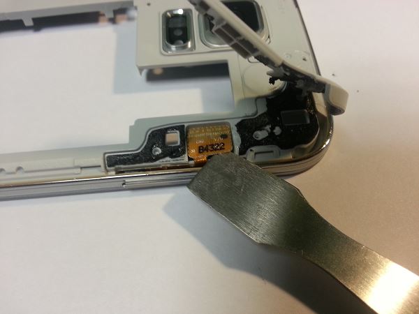 Guide de d&eacute;montage et r&eacute;paration du Samsung Galaxy S5 SM-G900F &eacute;tape 32