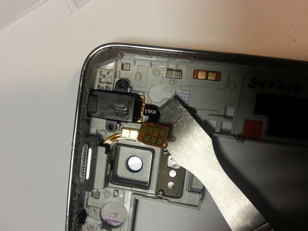 Guide de d&eacute;montage et r&eacute;paration du Samsung Galaxy S5 SM-G900F &eacute;tape 36