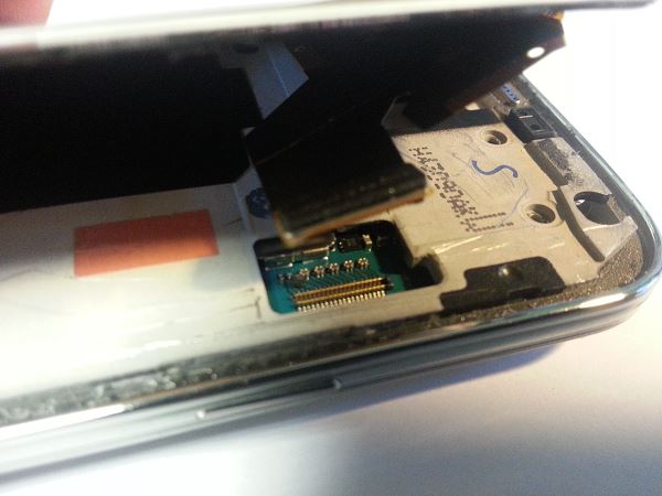 Guide de d&eacute;montage et r&eacute;paration du Samsung Galaxy S5 SM-G900F &eacute;tape A7